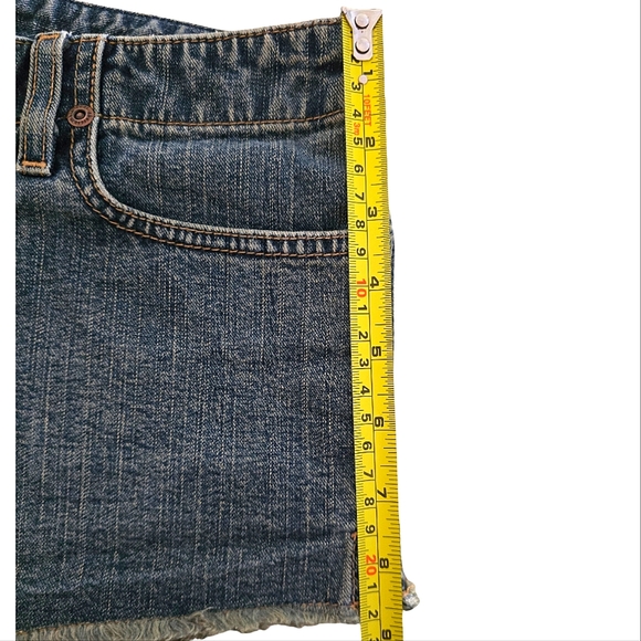 🩳 Abercrombie Distressed Short Shorts Size 16 ✨Juniors✨ - Picture 5 of 6